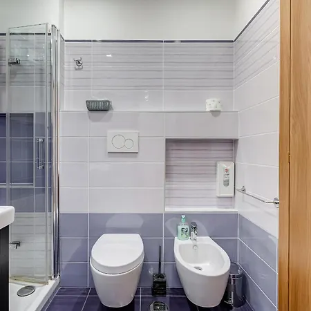 Vatican Flat- 2bedrooms,2ensuite Baths & Balcony *