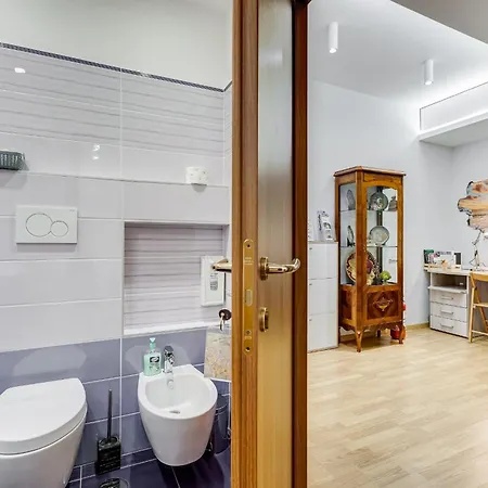 Apartamento Vatican Flat- 2bedrooms,2ensuite Baths & Balcony Roma