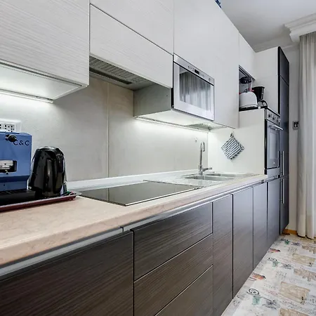 Vatican Flat- 2bedrooms,2ensuite Baths & Balcony Apartamento *