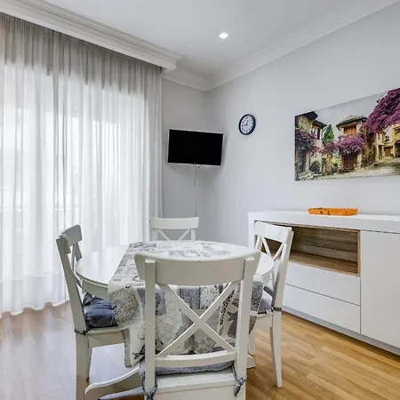 Vatican Flat- 2Bedrooms,2Ensuite Baths & Balcony