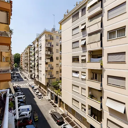 Vatican Flat- 2bedrooms,2ensuite Baths & Balcony Apartamento Roma