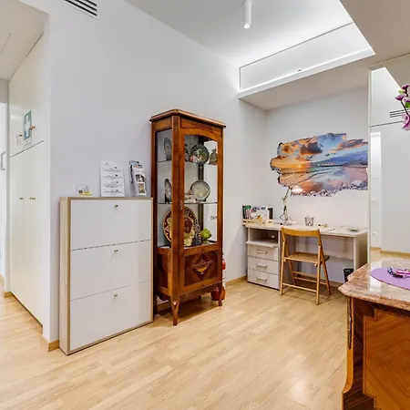 Vatican Flat- 2bedrooms,2ensuite Baths & Balcony